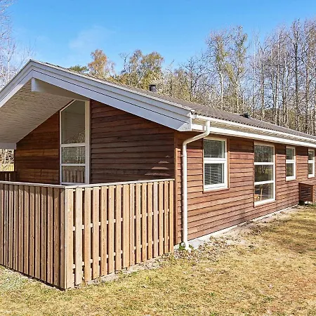 Дом отдыха Four-bedroom Holiday In 1 Хасле