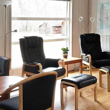 Дом отдыха Four-bedroom Holiday In 1 Хасле